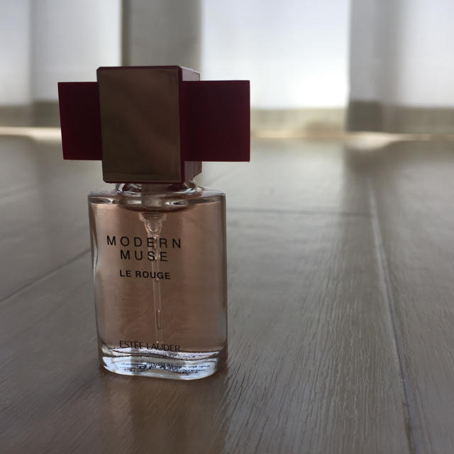 Estee Lauder(エスティローダー)のエスティーローダー  パフュームスプレー コスメ/美容の香水(香水(女性用))の商品写真