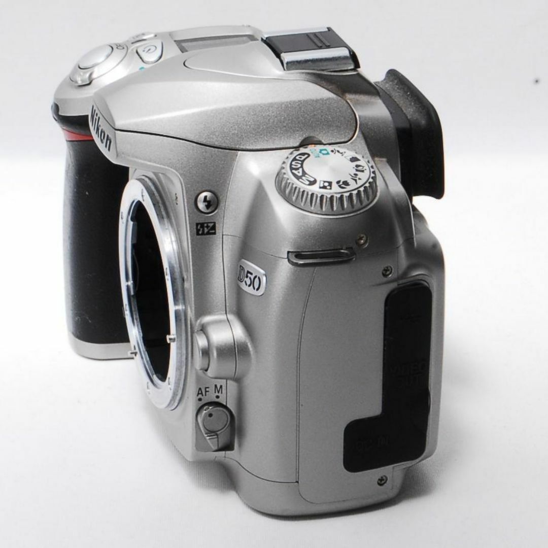 Nikon D50 S数わずか830枚♡スマホ転送OKの通販 by ことか's