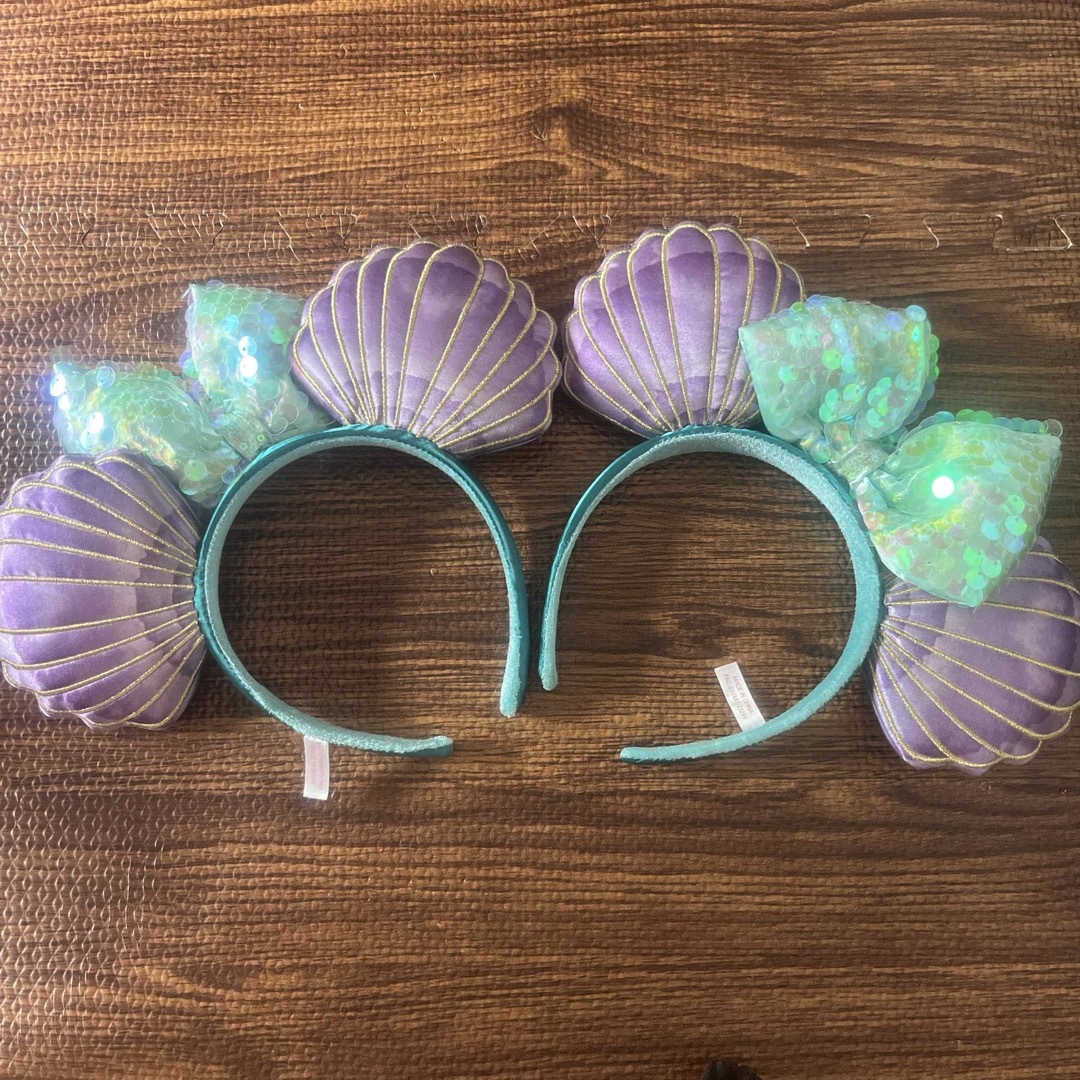 Disney(ディズニー)のディズニー アリエル カチューシャ レディースのヘアアクセサリー(カチューシャ)の商品写真