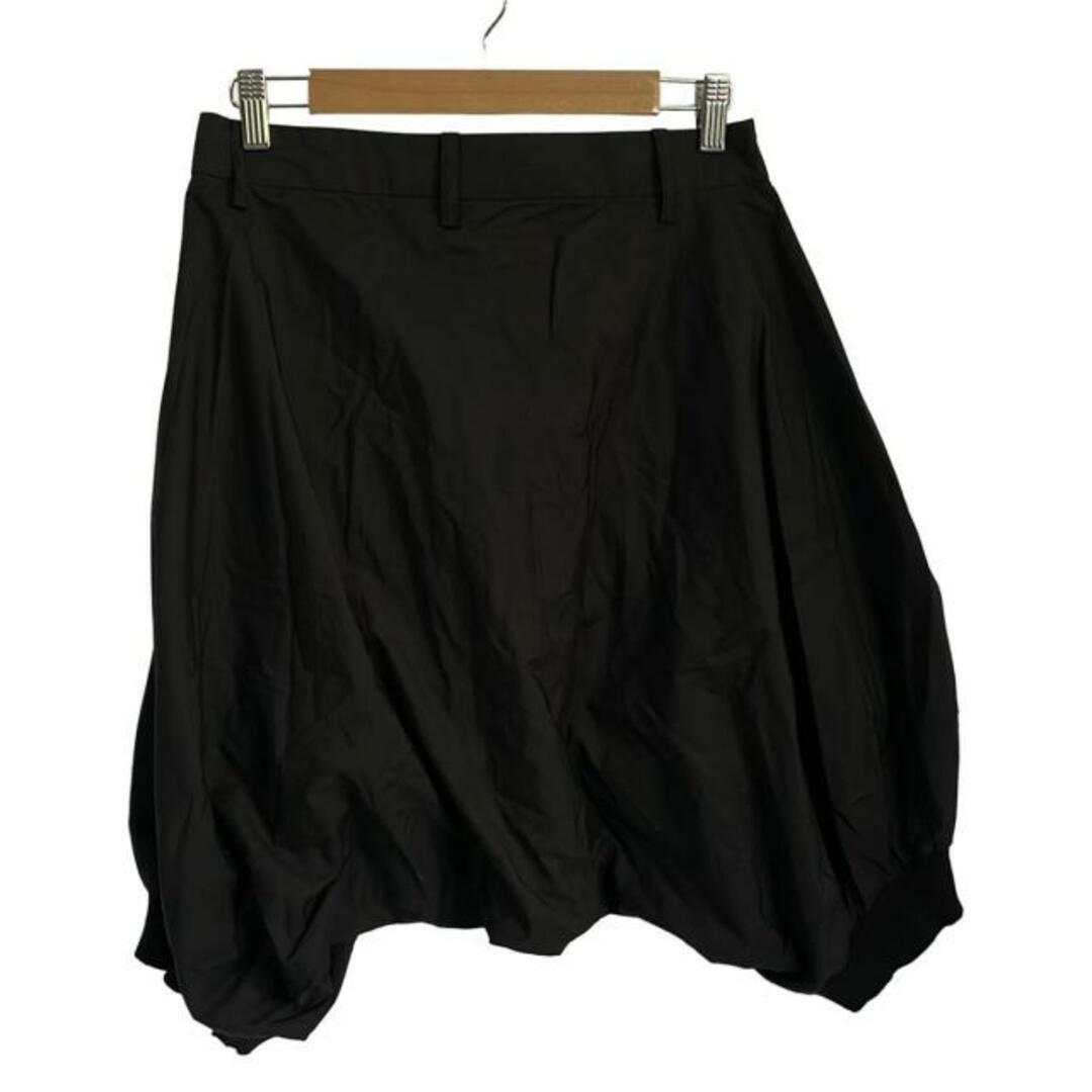 美品】ヴィヴィアン ウエストウッド ショートパンツ 赤 - メルカリ