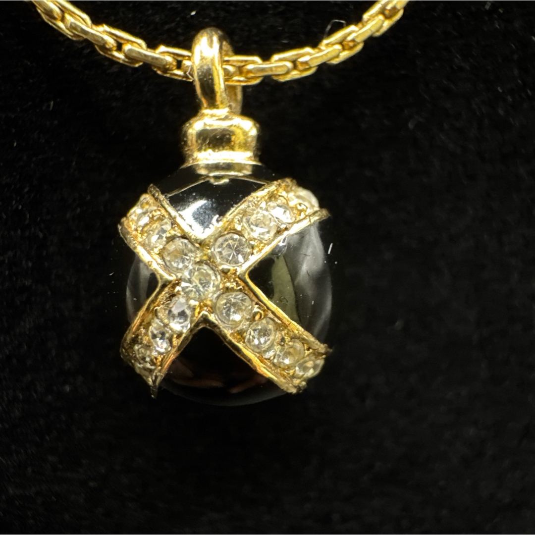 Christian Dior(クリスチャンディオール)のディオール ネックレス 黒×金  美品 レディースのアクセサリー(ネックレス)の商品写真
