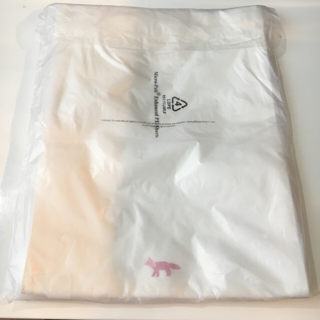 MAISON KITSUNE'(メゾンキツネ)の【非売品】サンドイッチバッグ レディースのバッグ(クラッチバッグ)の商品写真