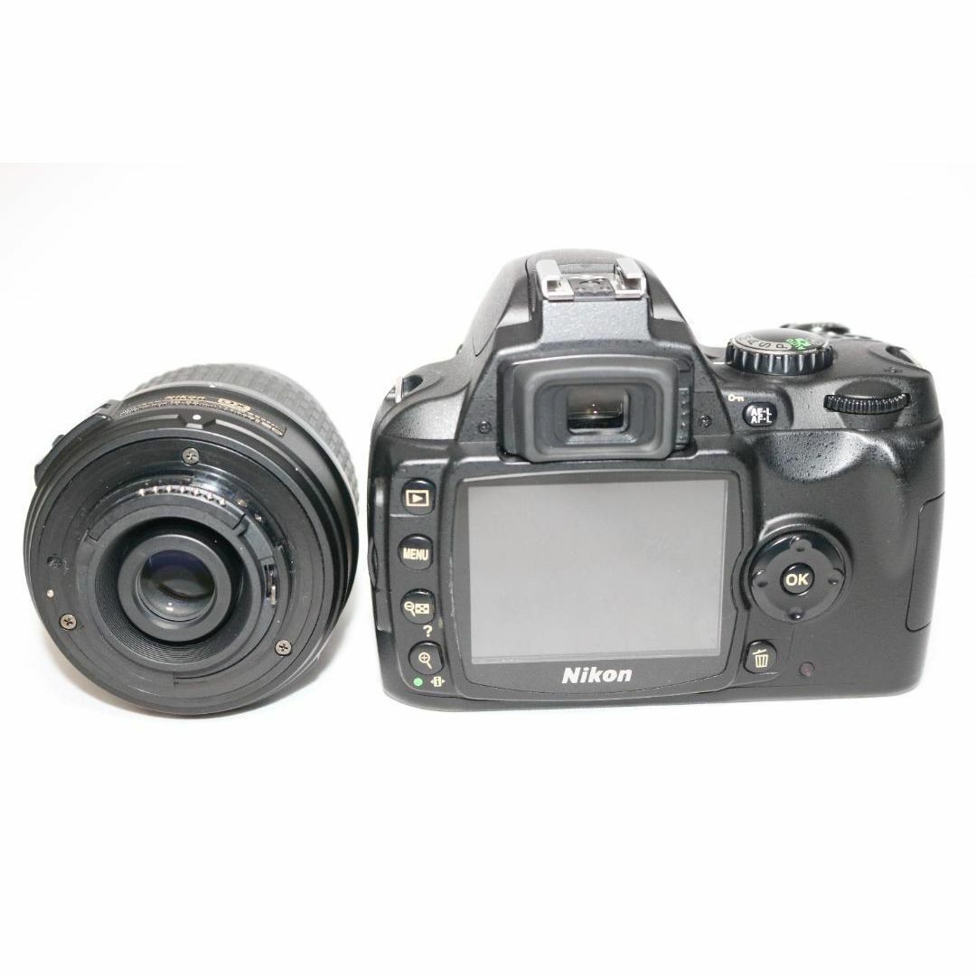 ストロボ付き⭐人気機種 Nikon D40 ⭐ 初心者 入門 一眼レフ ⭐ 人気機種 ⭐ストロボ付き⭐Nikon D40 ⭐ 初心者 入門 一眼レフ