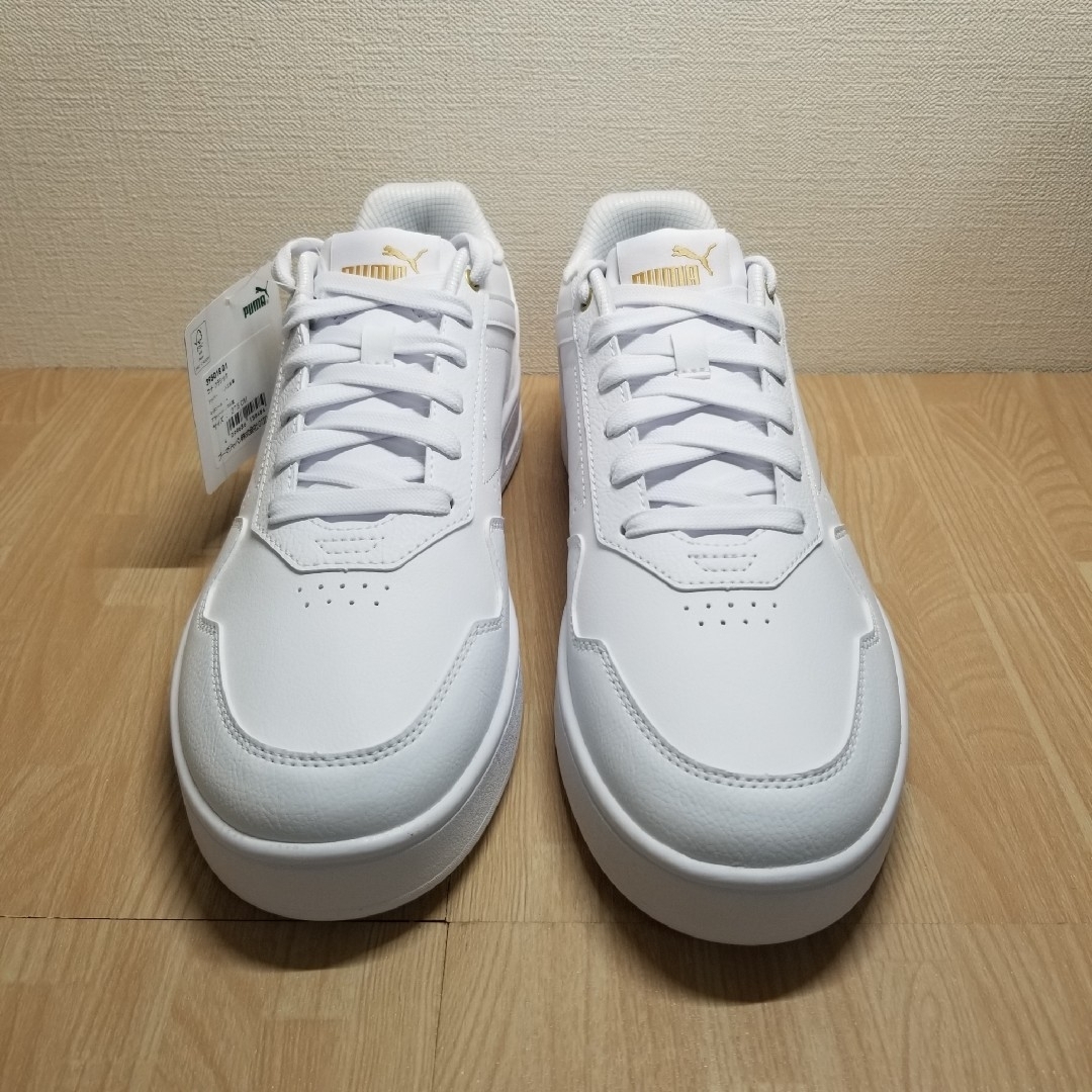 PUMA(プーマ)の【新品送料込】プーマ PUMA コート クラシック メンズの靴/シューズ(スニーカー)の商品写真