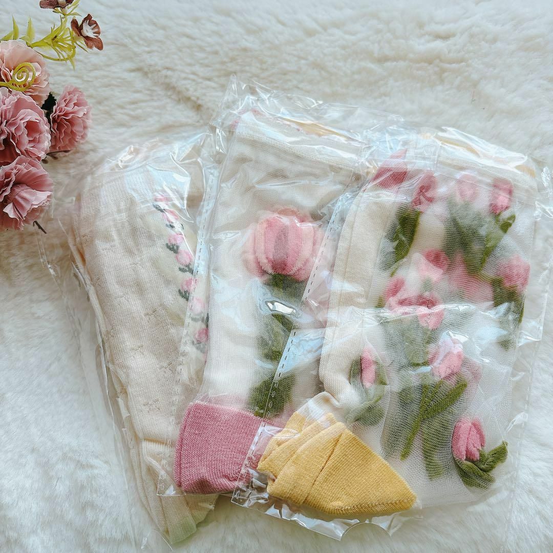 シースルーソックス 3足セット 春夏 レース靴下 かわいい靴下 北欧　花柄 レディースのレッグウェア(ソックス)の商品写真