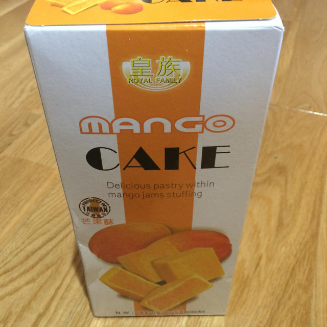 台湾マンゴーケーキ! 食品/飲料/酒の食品(菓子/デザート)の商品写真