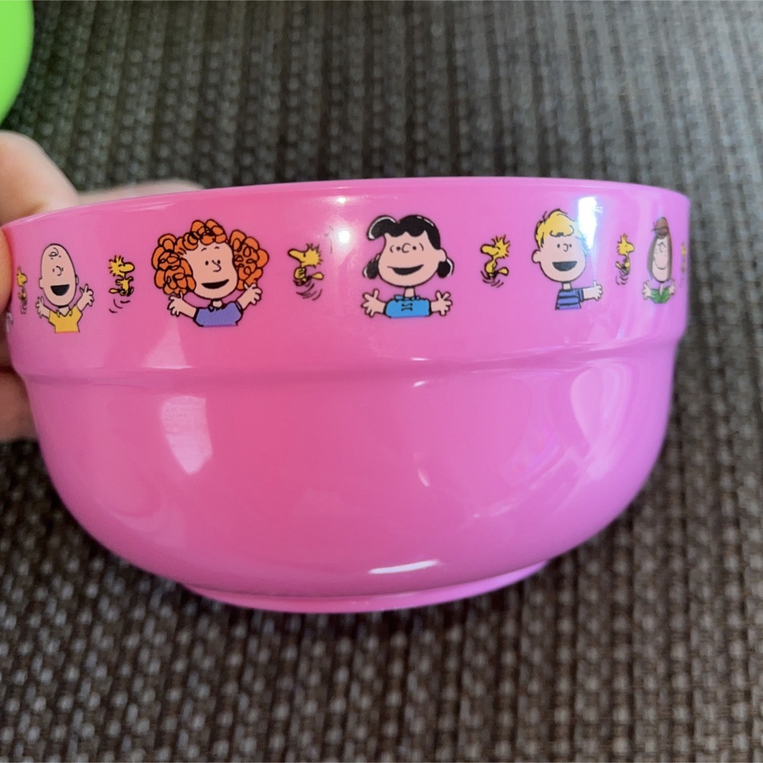PEANUTS(ピーナッツ)のスヌーピー ボウル プラスチック　4色セット インテリア/住まい/日用品のキッチン/食器(食器)の商品写真