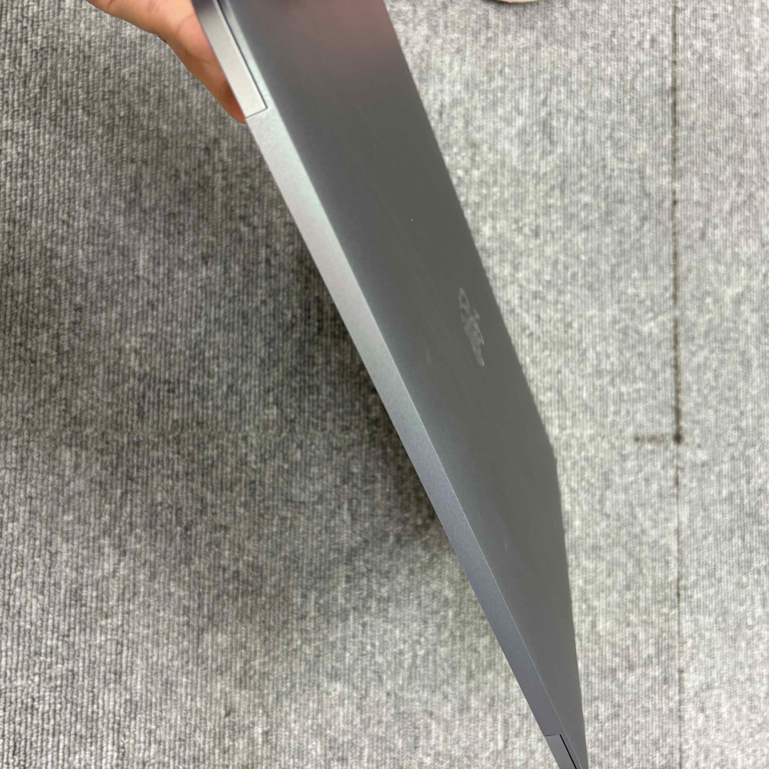 Apple(アップル)のMacBook Pro 13インチ M1 2020年モデル スマホ/家電/カメラのPC/タブレット(その他)の商品写真