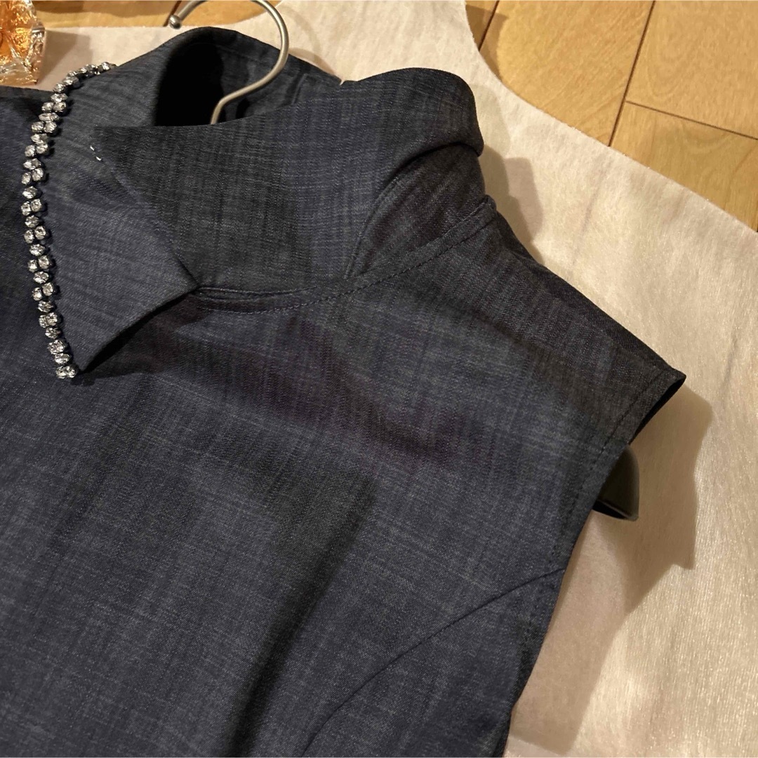 FOXEY ビジュー付きダークブルーロングワンピース デニム 風 FOXEY - FOXEY ビジュー付きダークブルーロングワンピース