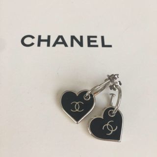 シャネル(CHANEL)のシャネル正規品ループハートピアス(ピアス)