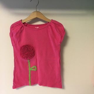 ジンボリー(GYMBOREE)のジンボリー5歳サイズ カーネーションが可愛いＴシャツ(Tシャツ/カットソー)