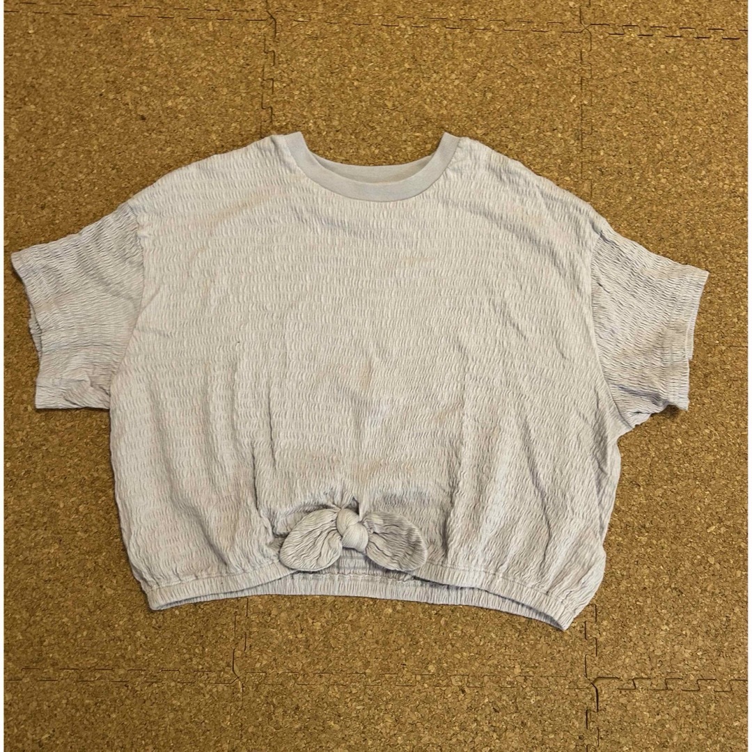 GU(ジーユー)のgu 女の子トップス 140cm キッズ/ベビー/マタニティのキッズ服女の子用(90cm~)(Tシャツ/カットソー)の商品写真