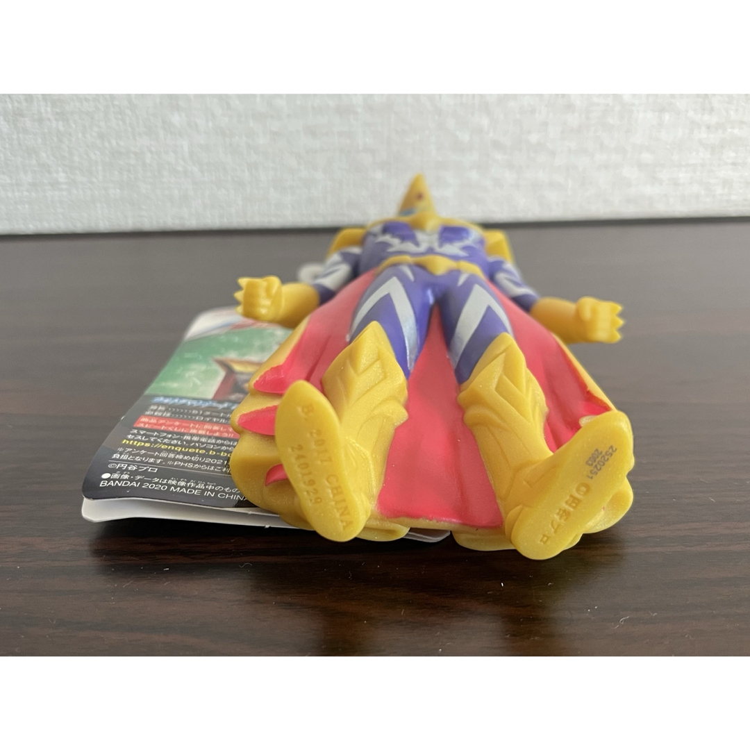 ウルトラヒーローシリーズ ジード ロイヤルメガマスター ソフビ タグ付き エンタメ/ホビーのフィギュア(特撮)の商品写真