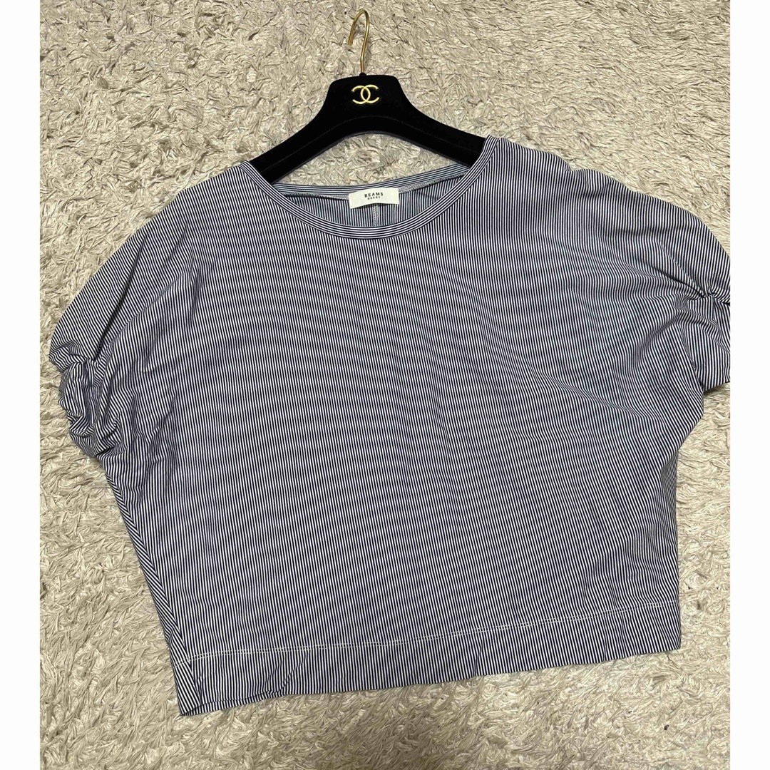 BEAMS(ビームス)の最終価格❤️ビームス　BEAMS トップス　Tシャツ　カットソー　フリル極美品 レディースのトップス(カットソー(半袖/袖なし))の商品写真
