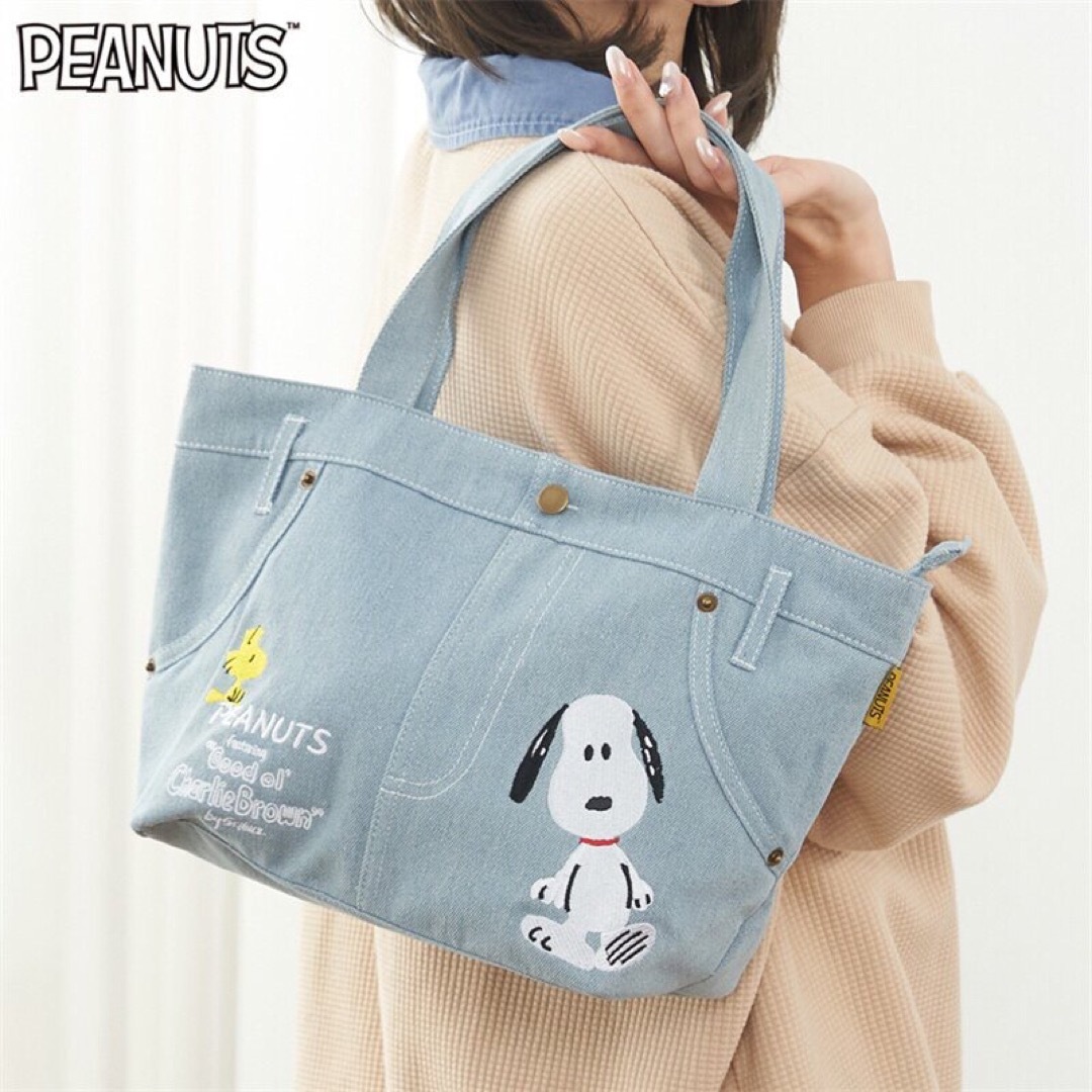 SNOOPY(スヌーピー)のスヌーピー★デニムジーンズ風刺繍トートバッグ SNOOPY レディースのバッグ(トートバッグ)の商品写真