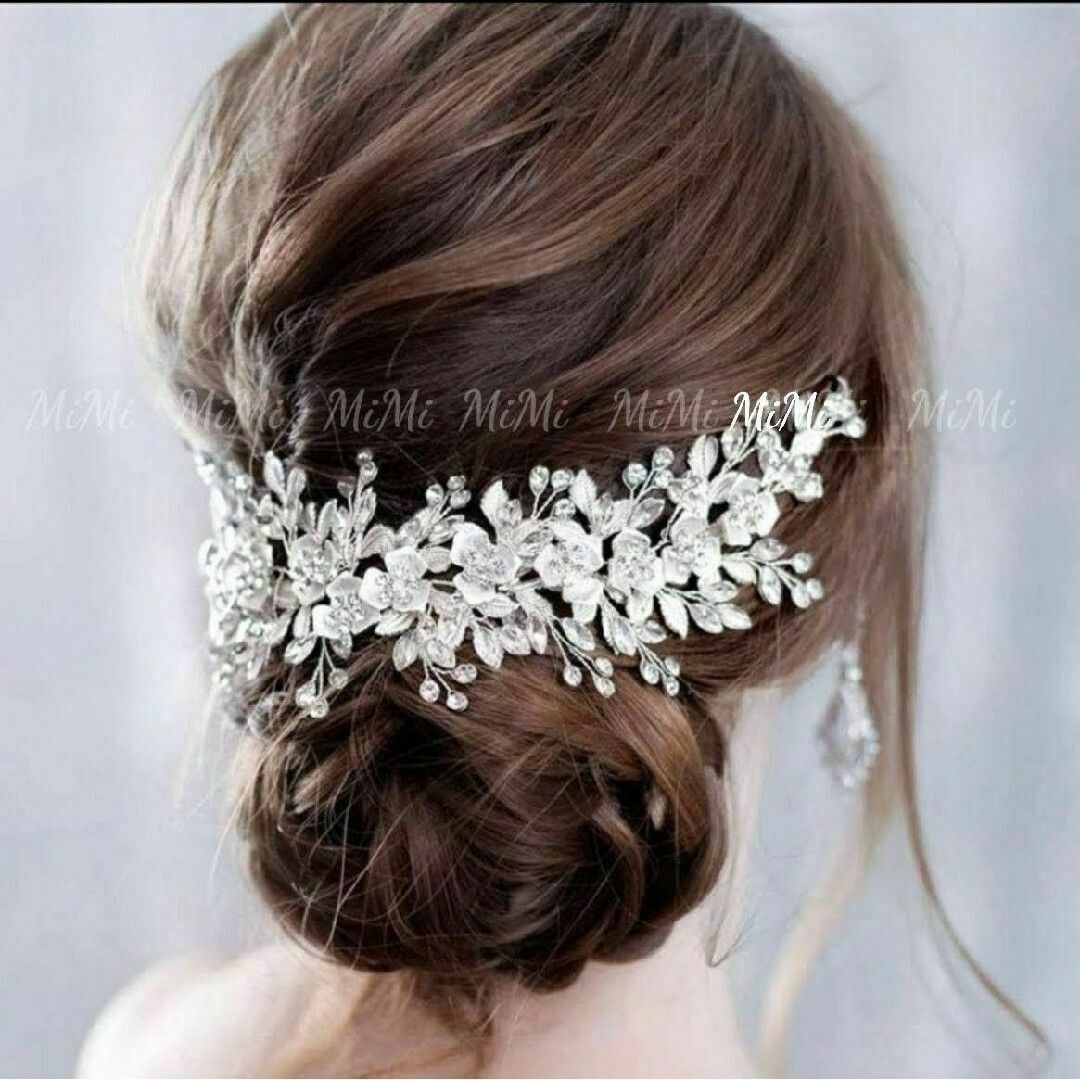 ☆ヘッドドレス 結婚式パール大花ブライダルヘアアクセサリーシルバーウェディング レディースのヘアアクセサリー(その他)の商品写真