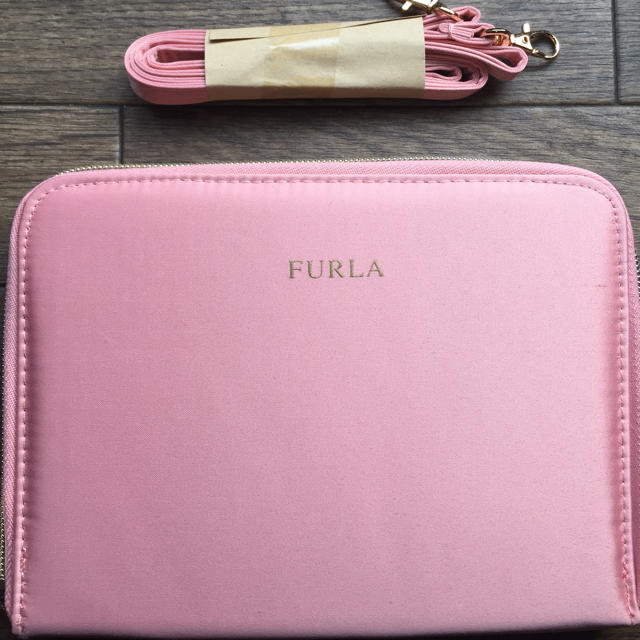 Furla(フルラ)の未使用♡フルラマルチケース（Sweet付録） レディースのファッション小物(その他)の商品写真