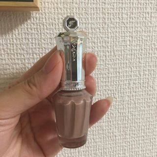 ジルスチュアート(JILLSTUART)の【ほぼ新品】ジルスチュアート jill マニキュア くすみピンク(マニキュア)