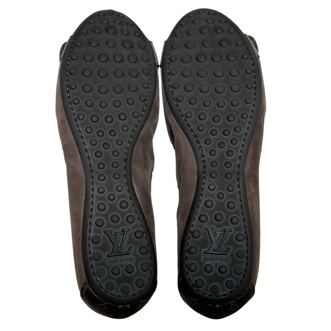 LOUIS VUITTON(ルイヴィトン)のLOUIS VUITTON モノグラム パドロック パンプス 36 1/2 レディースの靴/シューズ(ハイヒール/パンプス)の商品写真