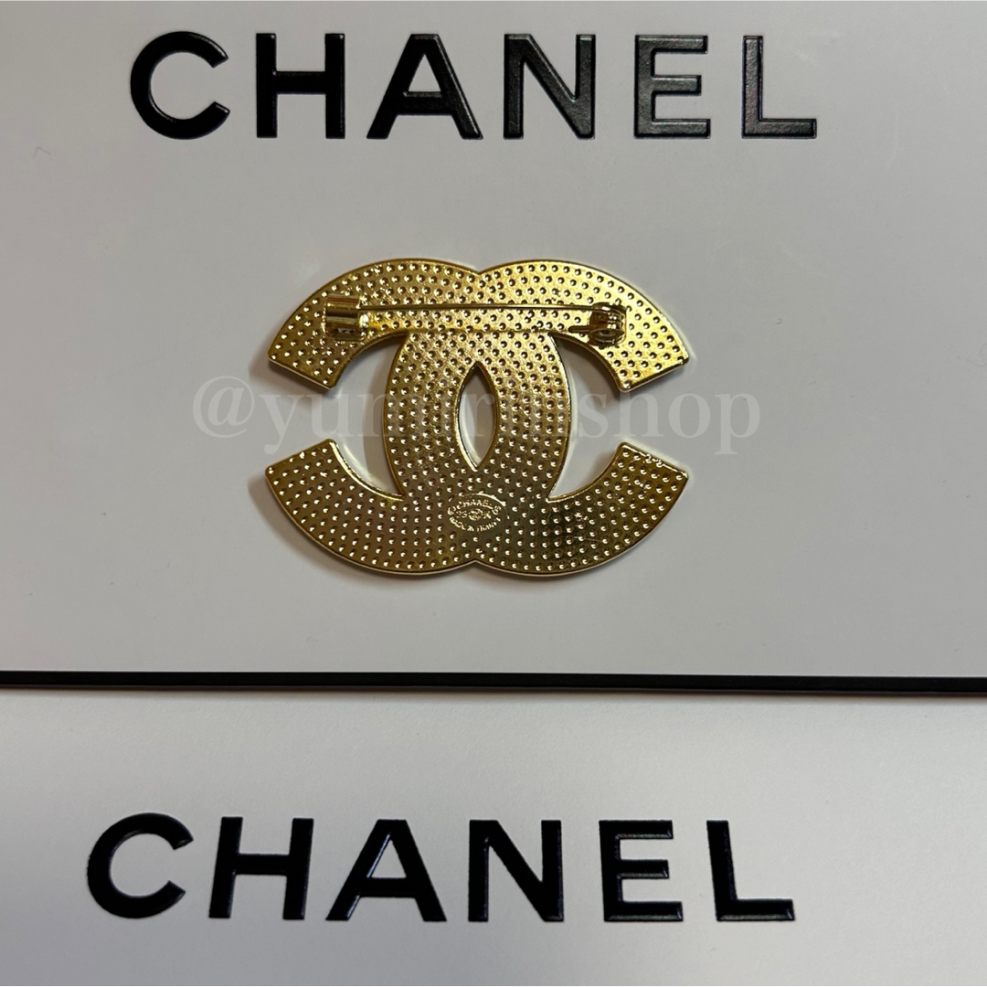 新版 CHANELシャネル - CHANEL ピンブローチ by 黒ブラックの通販 アクセサリー