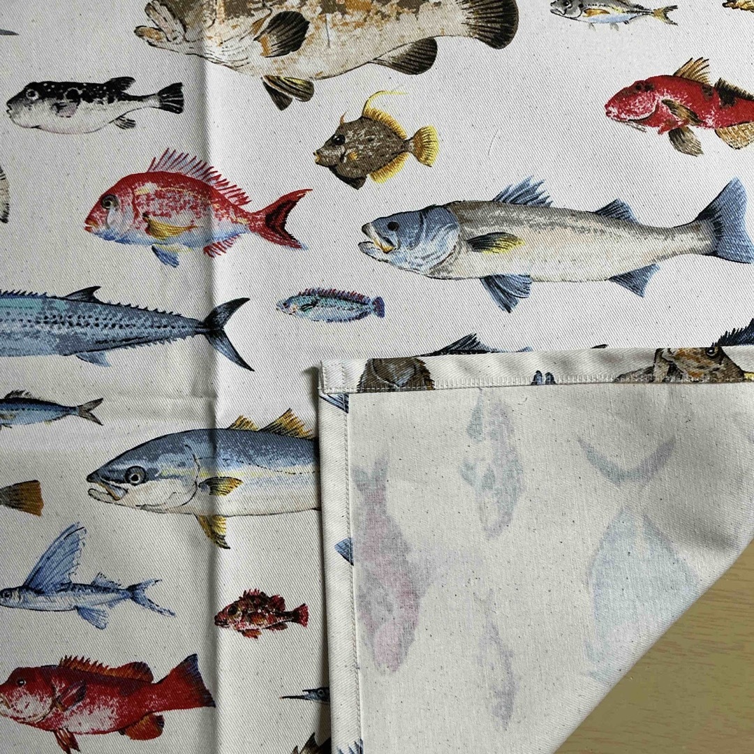 魚柄ランチョンマット ハンドメイドのキッズ/ベビー(その他)の商品写真