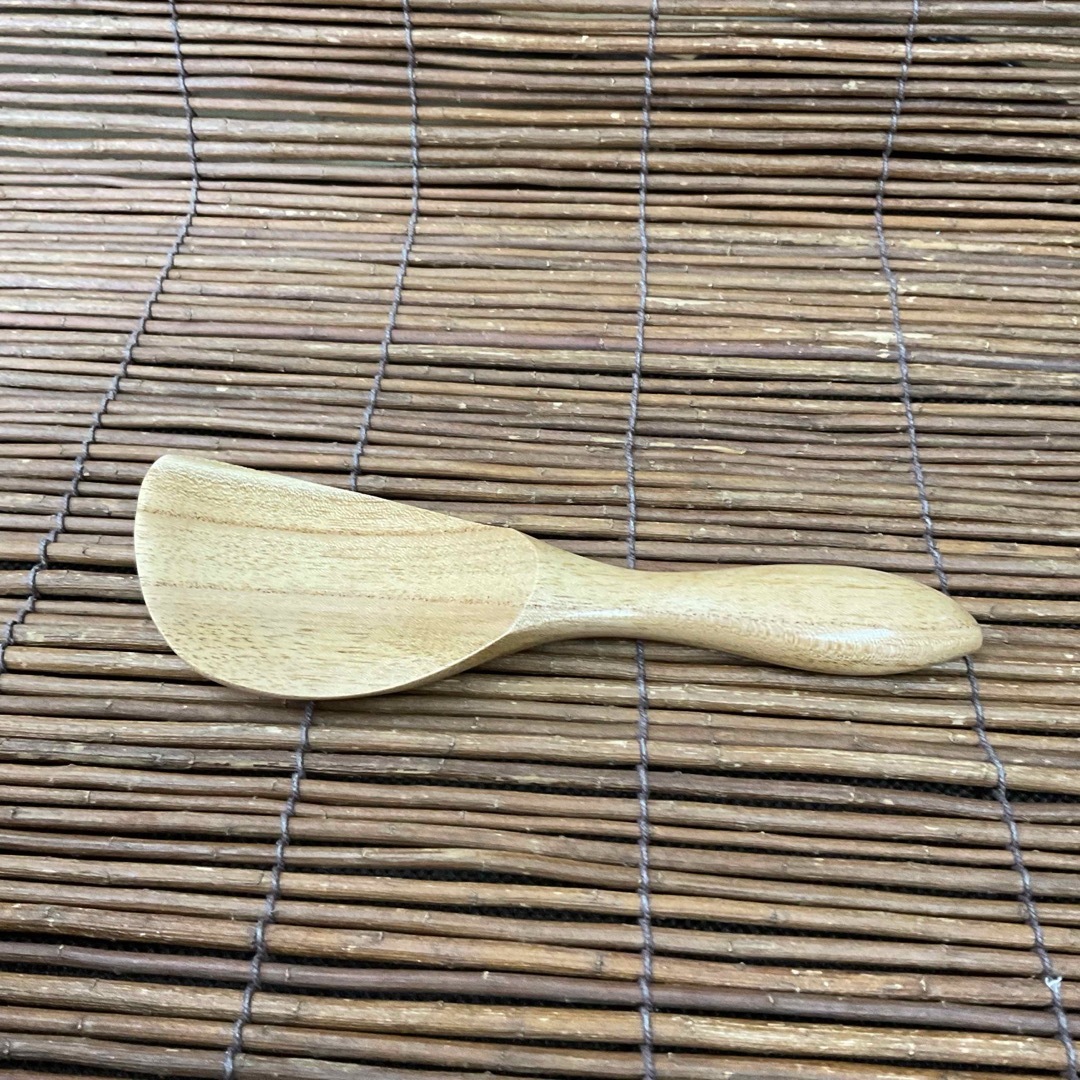木製　しゃもじ　白木　キッチンツール インテリア/住まい/日用品のキッチン/食器(調理道具/製菓道具)の商品写真