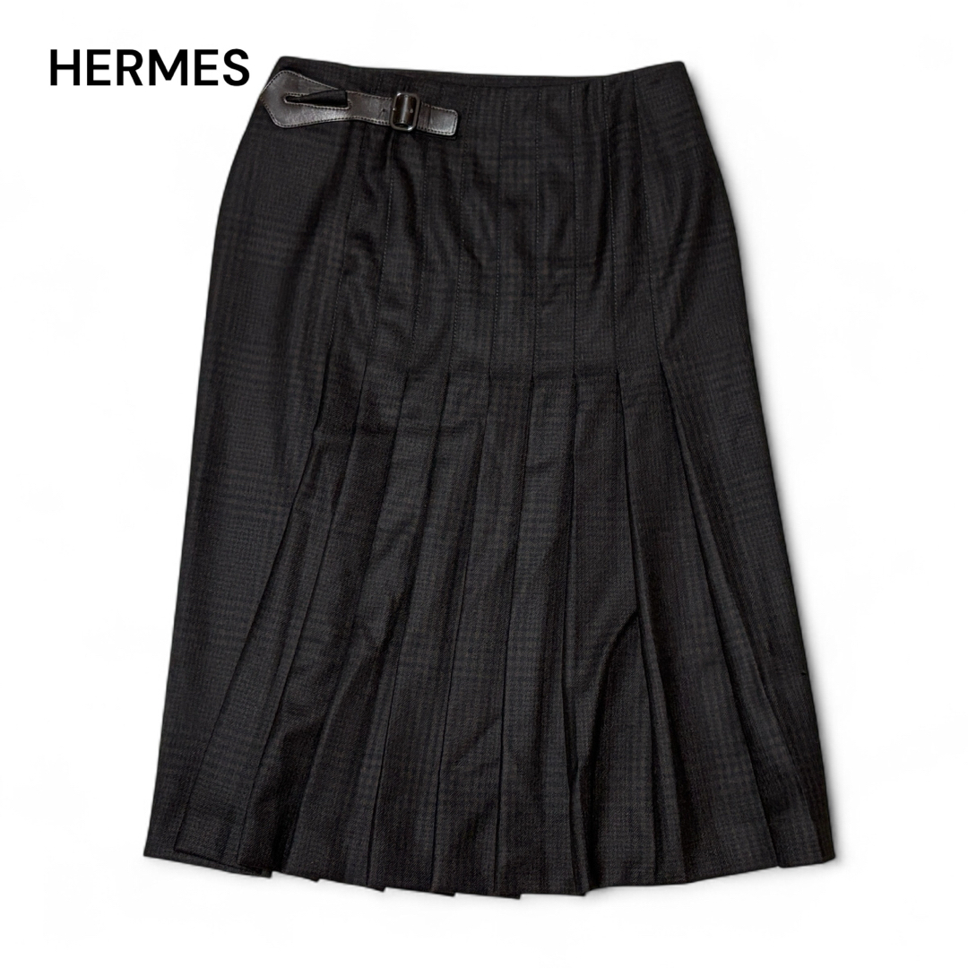 HERMES(エルメス)のHERMES エルメス デザインベルト プリーツ スカート 36 レディースのスカート(ひざ丈スカート)の商品写真