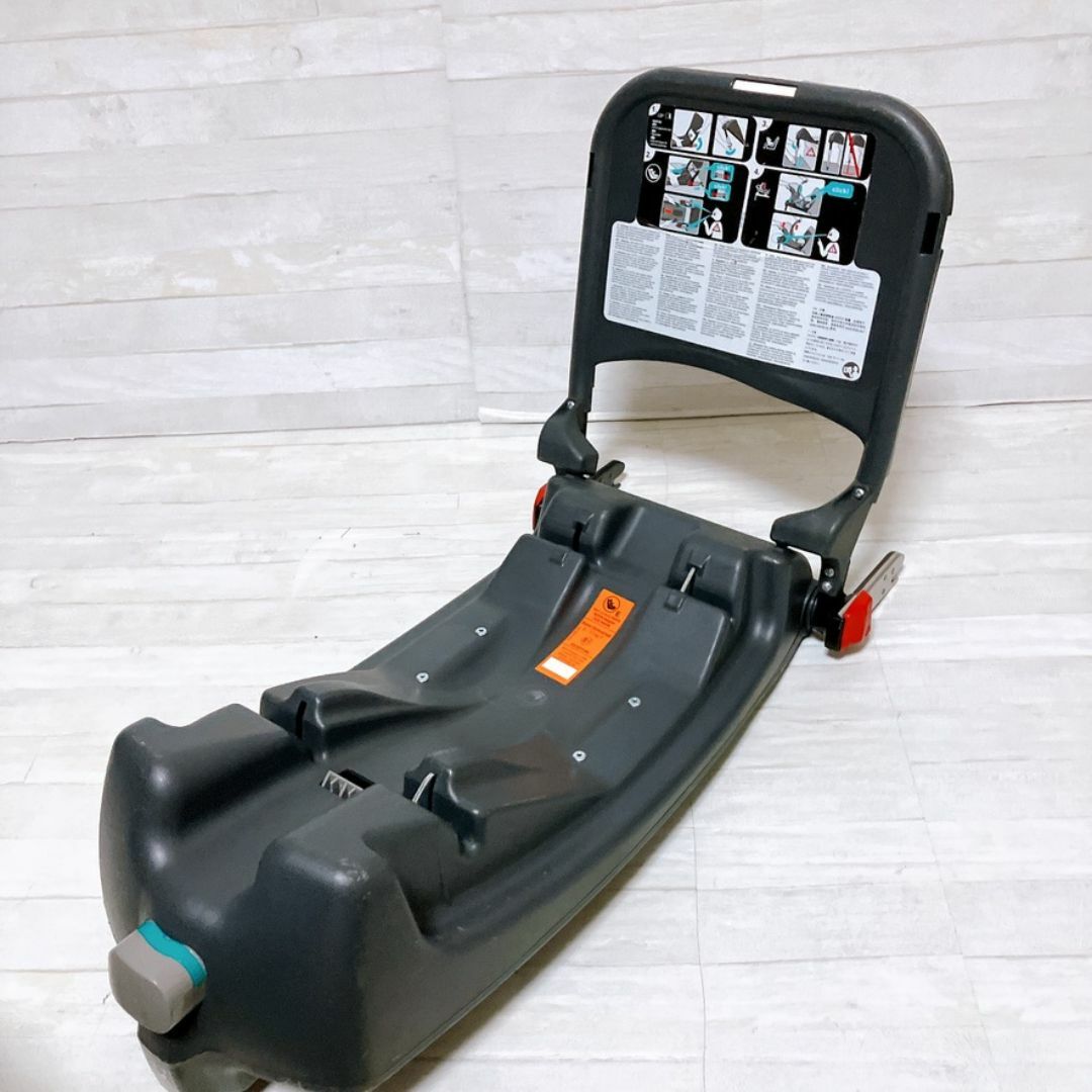 ボルボ チャイルドシート・ISOFIX ベース 後ろ向き（ボルボ