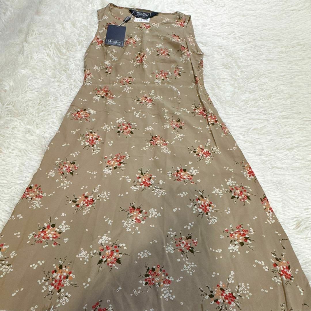 Weekend Max Mara(ウィークエンドマックスマーラ)の✨タグ付き未使用✨Weekend Max Mara ノースリーブワンピース 花柄 レディースのワンピース(ロングワンピース/マキシワンピース)の商品写真