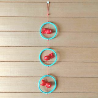 ハンドメイド　縮緬細工　金魚のつるし飾り　夏の風物詩金魚　(その他)