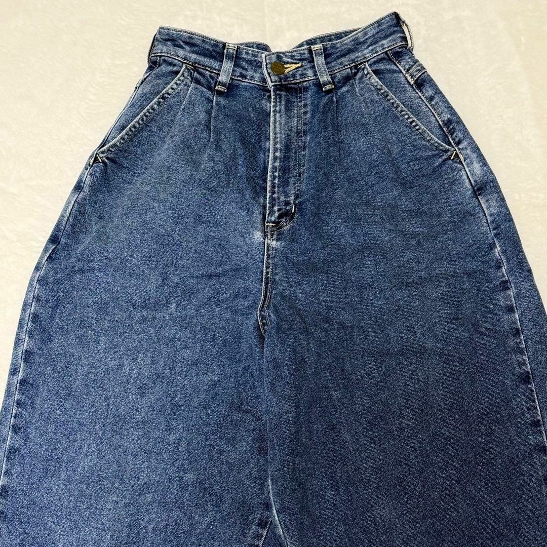 Lee(リー)のLee タックデニムパンツ　ストレッチ　ハイウエスト　テーパード　日本製　XS レディースのパンツ(デニム/ジーンズ)の商品写真