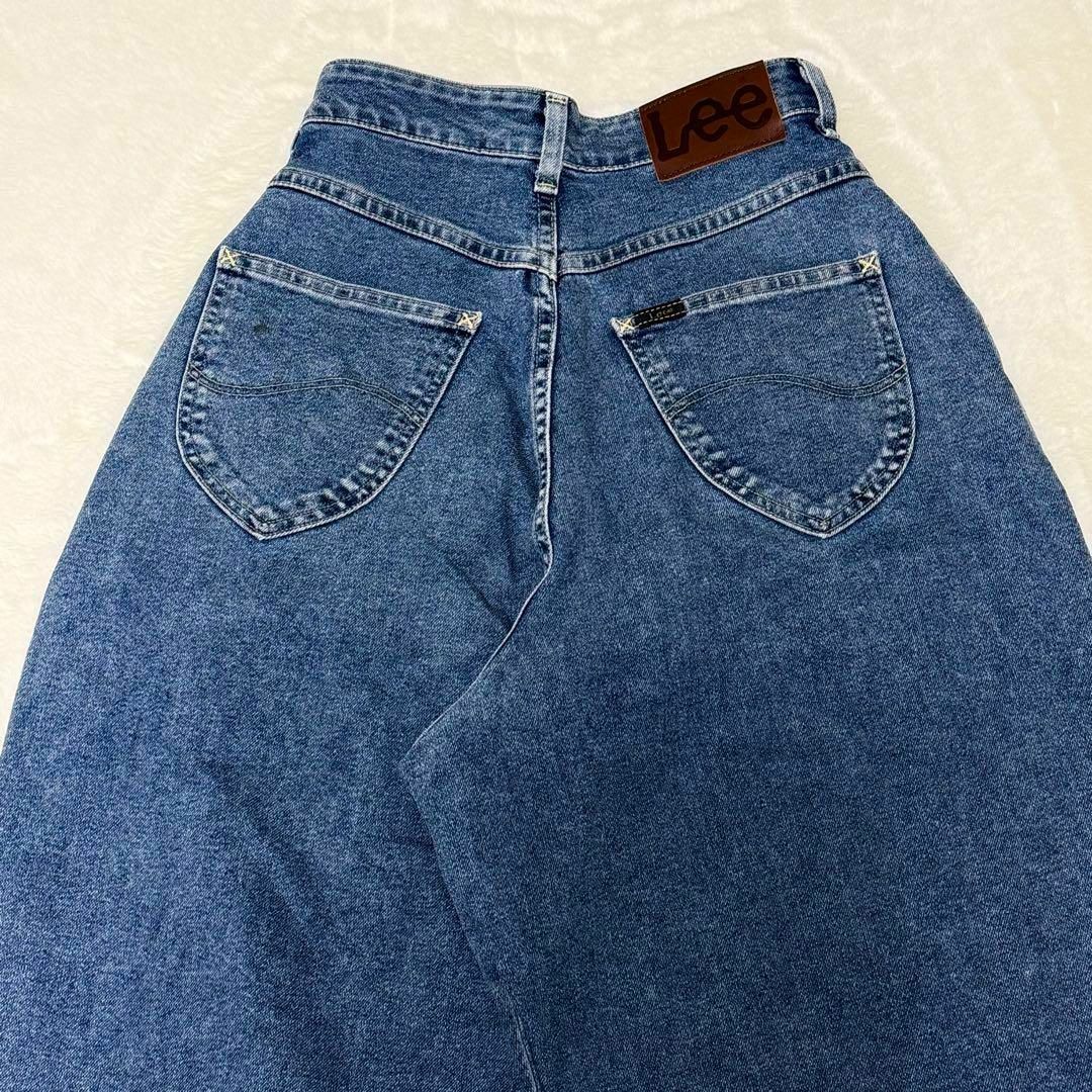 Lee(リー)のLee タックデニムパンツ　ストレッチ　ハイウエスト　テーパード　日本製　XS レディースのパンツ(デニム/ジーンズ)の商品写真