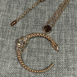 ジャストカヴァリ(Just Cavalli)の美品 Just Cavalli ジャストカヴァリ 蛇 クリスタル ネックレス(ネックレス)
