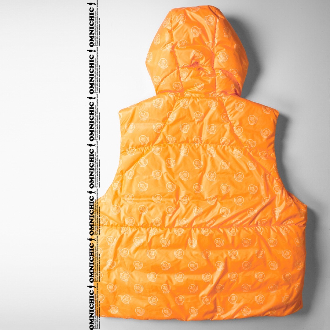 MONCLER - 最大サイズ7新品20万MONCLERモンクレール総ロゴ
