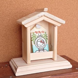 小さなほこら風　お守り・おみくじ・小物入れ　ウォールシェルフ　国産檜造り　飾台付