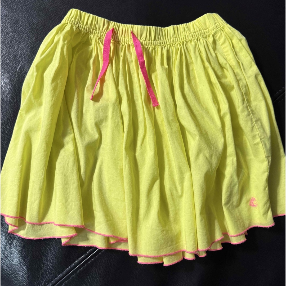 PETIT BATEAU(プチバトー)のPetit Bateau イエローフリルスカート 140cm キッズ/ベビー/マタニティのキッズ服女の子用(90cm~)(スカート)の商品写真