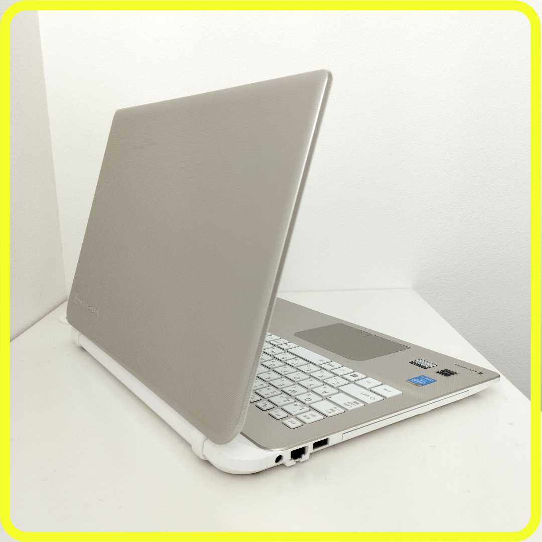 Core i5✨カメラ✨SSD512GB✨Windows11✨白✨ノートパソコン