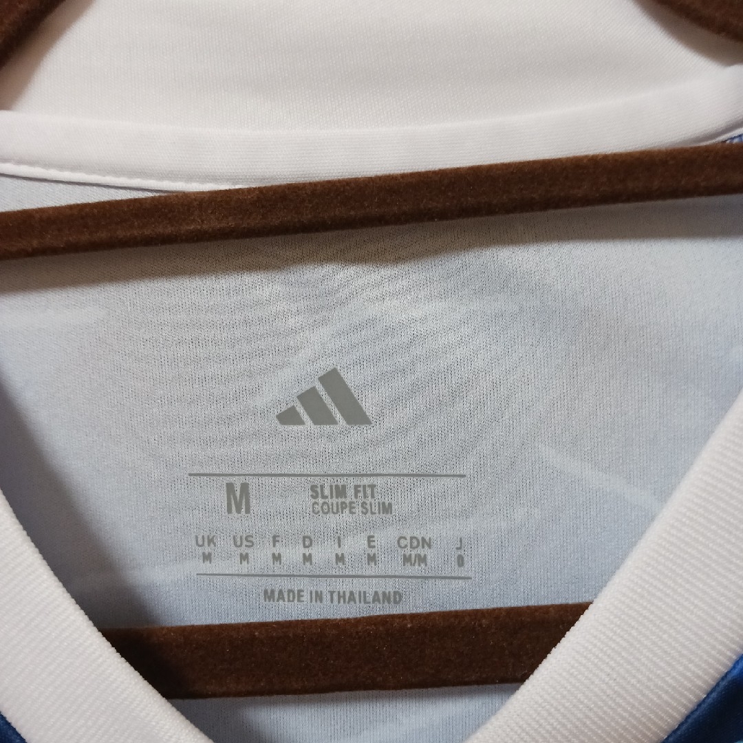 adidas(アディダス)のシャルケ04 Lサイズ スポーツ/アウトドアのサッカー/フットサル(ウェア)の商品写真