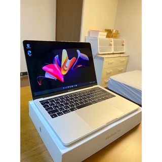 美品 MacBook Pro 32GB 指紋認証、タッチパネル /箱有り