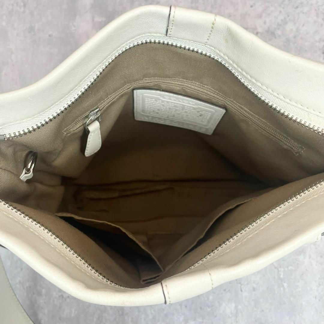 COACH - 【極美品✨】 コーチ ショルダーバッグ レザー ホワイト