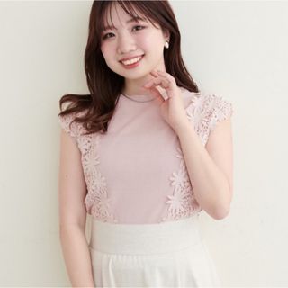 ナチュラルクチュール(natural couture)のcanami レース×ニットコンビノースリTOPS グレイッシュベージュ(ニット/セーター)