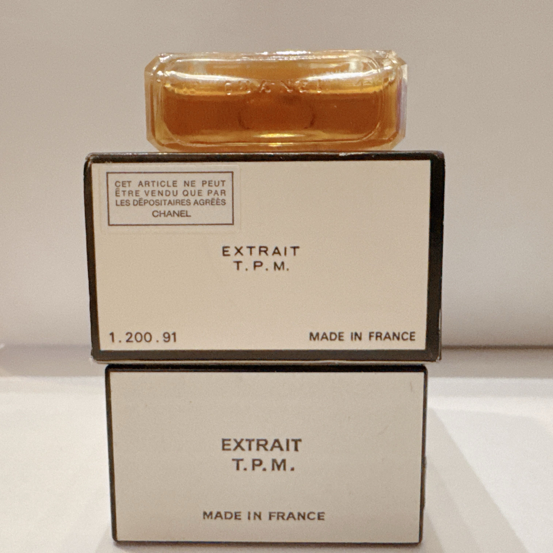 CHANEL - CHANEL シャネル No.19 EDP EDT ボディミスト香水等4点