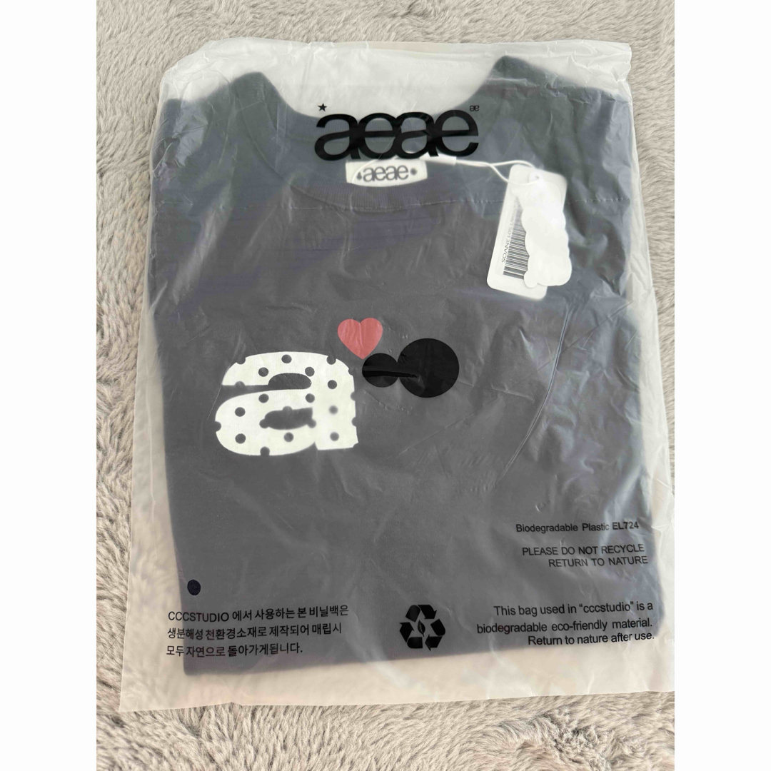 aeae ハートロゴTシャツ　ネイビー レディースのトップス(Tシャツ(半袖/袖なし))の商品写真