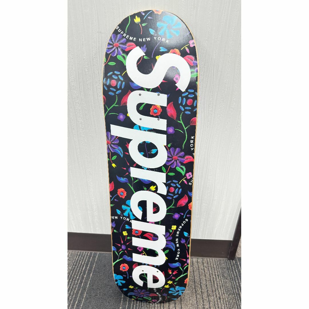 Supreme フラワープリント スケートボードデッキ