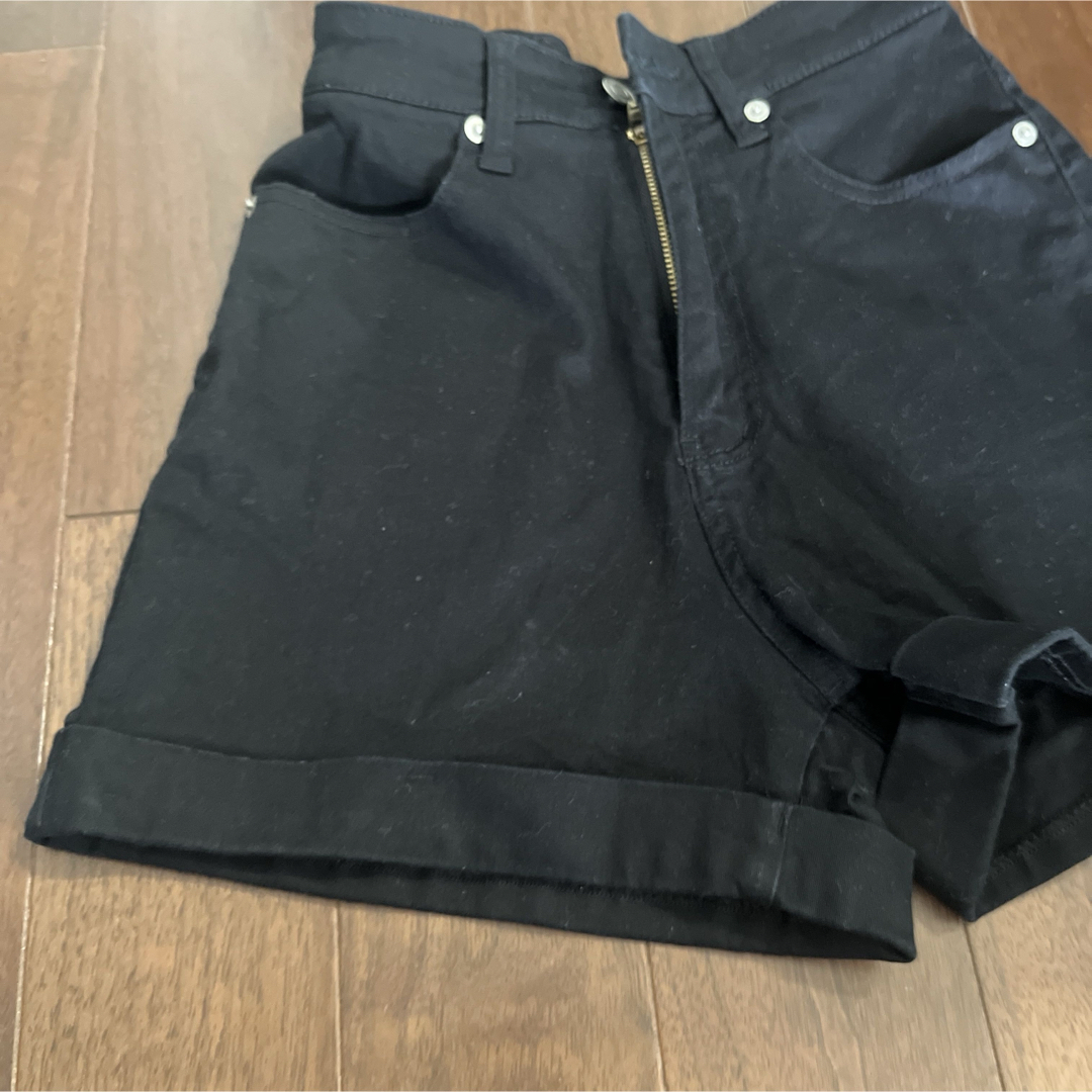 WEGO(ウィゴー)のWEGO STANDARD　ショートパンツ　ブラック　S レディースのパンツ(ショートパンツ)の商品写真