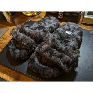 コーチ(COACH)のCOACH カモフラージュ柄エコファーサンダル(サンダル)