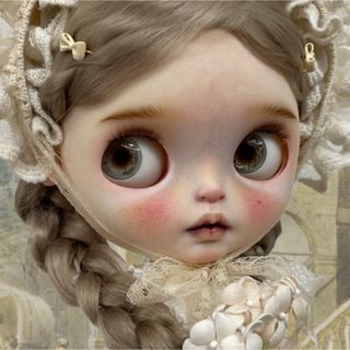 カスタムブライス 海外作家様 魅力的 惹かれる かわいい 濃メイク ドール感(人形)