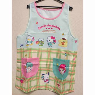新品未使用　キャラクターズ　保育士エプロン(日用品/生活雑貨)