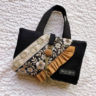 《大人気》完成品　インド刺繍リボン　レビューブックカバー　看護さん用　完成品(ブックカバー)