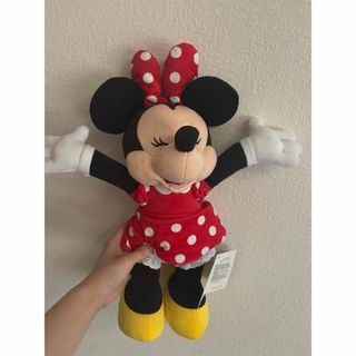 ディズニー(Disney)のディズニーストア　ミニー　ぬいぐるみ　ばんざい　ミッキーアンドフレンズ(ぬいぐるみ)